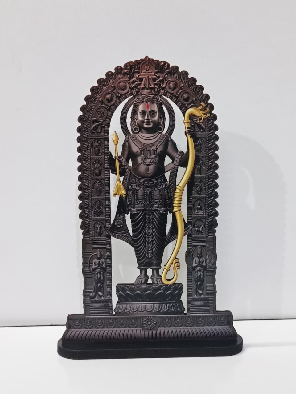 राम लला दिव्य प्रतिमा टेबल टॉप स्टैंडी - Image 3
